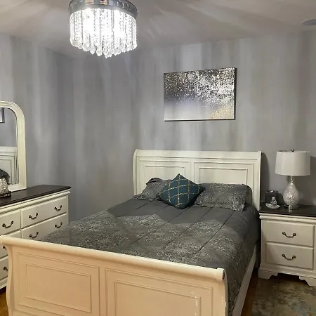 Boston Luxury 3 Bedroom Private Condo